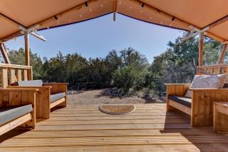 Cozy Glamping Tent Fire Pit & Free Wine Tasting - 2