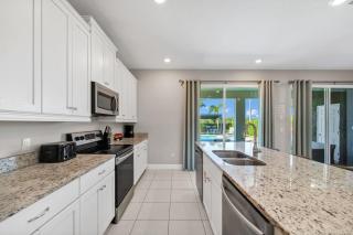 Alluring Home With Private Pool And Waterpark & Resort Access Near Disney At Encore Resorts Reunion - 280Sf - 4