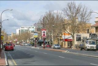 Modern 2BR Apartment North Adelaide - 4