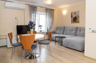 Уютная квартира Самал 2 Посольство США - 1