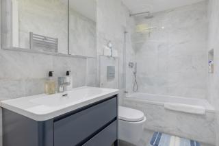 2BD Hidden Gem in the Heart of Paddington - 2