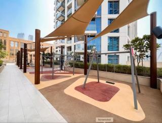 Vogue Vacation Homes, Downtown Bellevue Towers near Burj Khalifa and Dubai Mall, One Bedroom Apartment with City View, Full Access to all Amenities - 3