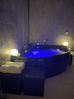 Artemide Resort Spa - Private Villa & Spa Suites - 3