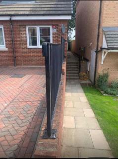 Furnished 1 Bed ensuit independent space with Parking - 0