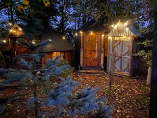 The Hobbit House and Secret Garden - 6