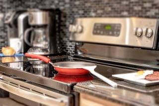 Samuel 4 bedroom newly renovated - 3