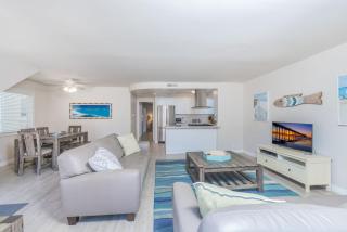 Spacious 3Br W Oceanview Patio Steps To 35Th St Beach By Beachview Rentals - 4