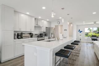 Serene Sky Pool Table, Ping Pong Table Arcade Game Fun Gulf Access - 1