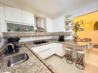 Casa moderna e extremamente confortável - R1552 - 1