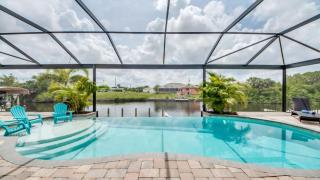 Silhouette - Upscale Home with Relaxing Outdoor Living - 9