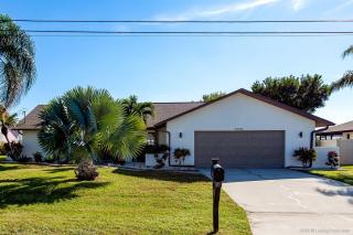 Shamrock Lakes - Lake View - Relaxing Pool & Dock - 7