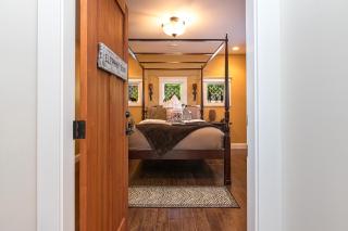 Shawnigan Suite B & B - 1