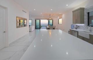 One-of-a-Kind Sunset Beach House Oceanfront/Islas Del Mar - 8