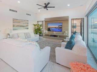 One-of-a-Kind Sunset Beach House Oceanfront/Islas Del Mar - 6