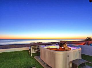 One-of-a-Kind Sunset Beach House Oceanfront/Islas Del Mar - 1