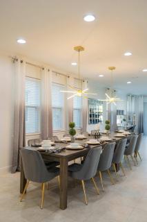 Stunning Luxury 9BR Encore Villa by Disney - 2