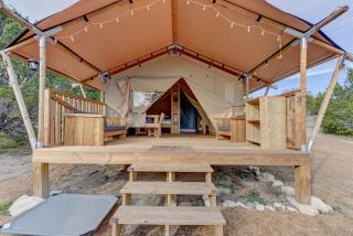 Cozy Heated Glamping Tent with Free Wine Tasting - 9