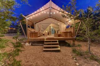 Glamping Getaway on Winery in Hill Country - 0
