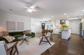 Modern 3BR Home in Napa with Hot Tub & Detached Office - 2