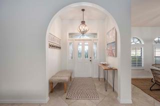 Sunset Pier - Cozy waterfront Vacation Rental Cape - 7