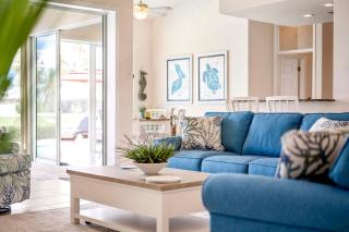 Sunsets in Paradise - Amazing Waterfront Vacation Villa - 3