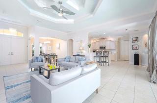 Sunshine-Quiet Cape Coral Neighborhood - Tiki Hut - 4