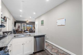 Crossroads Vistas - 3BDR Condo - 2