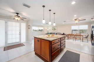 Vida Del Agua -Tarpon Point Area near to River - 2