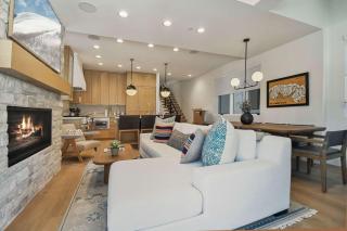 Sundance 2nd Half Dates Open New Home Hot Tub - 8