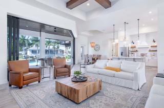 Whale ya Later New Villa Upscale Home - 6