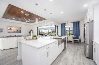 What the Hale - Brand new Vacation Home Cape Coral - 1