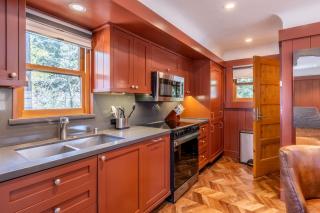 Cedar Crest - Robin Cottage 6 - 4