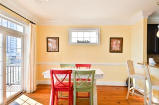 6BR Luxury Vacation Home - Unbeatable Location and View - 3