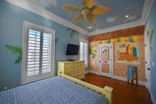 6BR Luxury Vacation Home - Unbeatable Location and View - 8