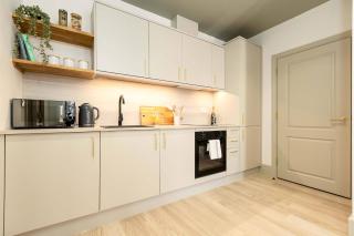 Apartment Nine Pelican House - 4