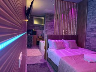 Dubai Spa Apartments - Jacuzzi, Sauna & Free Parking - 5
