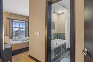 Stunning Condo - Hot Tubs & Steam Room - Pets Ok - 7