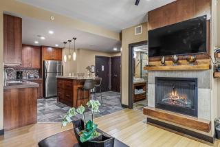Stunning Condo - Hot Tubs & Steam Room - Pets Ok - 6