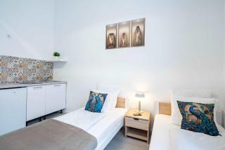 Central - Easy Going - Calm - 9