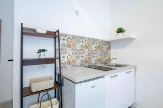 Central - Easy Going - Calm - 7