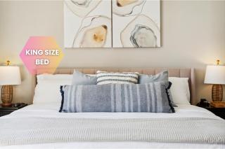 ! Top Location ! Large Family Beach House featuring Backyard Pool, 5 Min Walk to Miramar Beach, Yard & Patio, Pets Welcome, Fast WiFi - Destin - 9