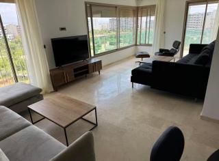 5 Stars Property - 3