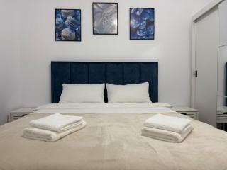 Cozy Velvet Place - 0