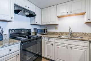 Island Sunrise 266 by Youngs Suncoast - 2