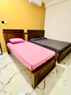 Madinah Comfort Inn - 8