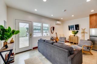 1 Mi to Rose Bowl Serene Couples Retreat with Pool - 5