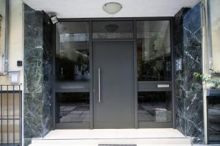 Chic & Cozy Apartment - 7