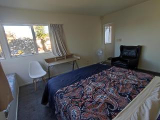 Epsom House close to CBD - 2