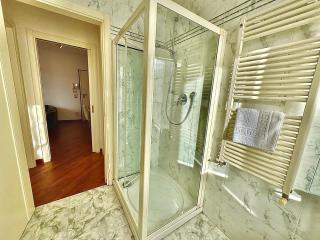 Appartamento con posto auto riservato tra spiaggia, centro, stazione ed ospedale - 1