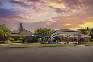 Sonesta Select Newport Middletown - 5